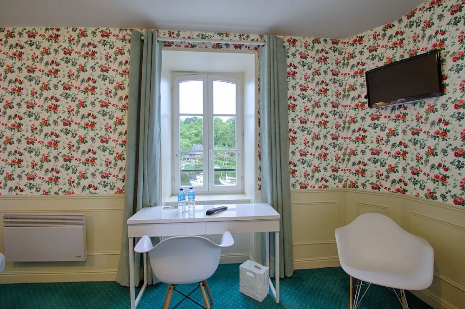 Hotel Restaurant De Charme Les Mimosas