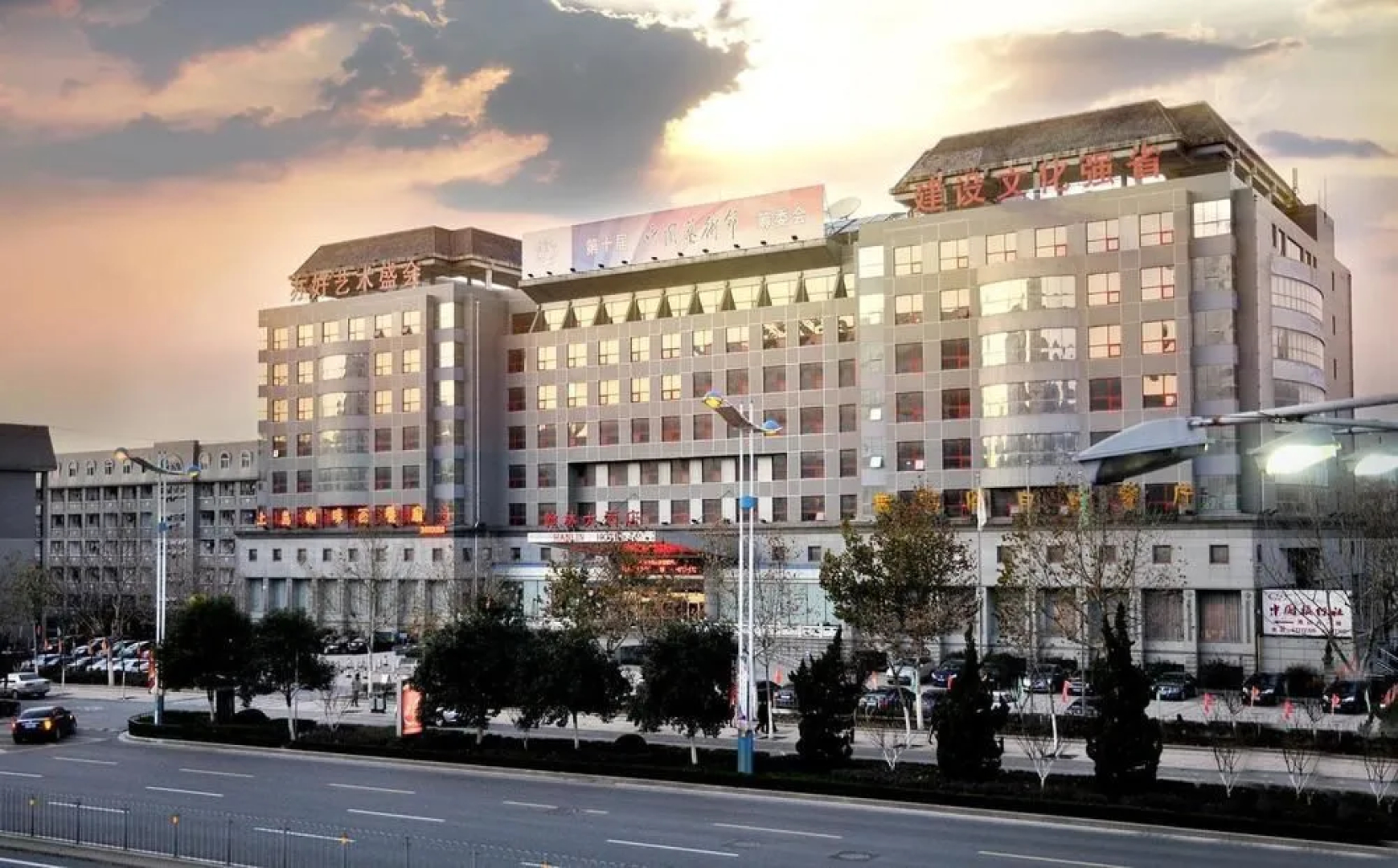 Thank Inn Shandong Jinan Lixia District Jingshi Road Qianfoshan Hospital