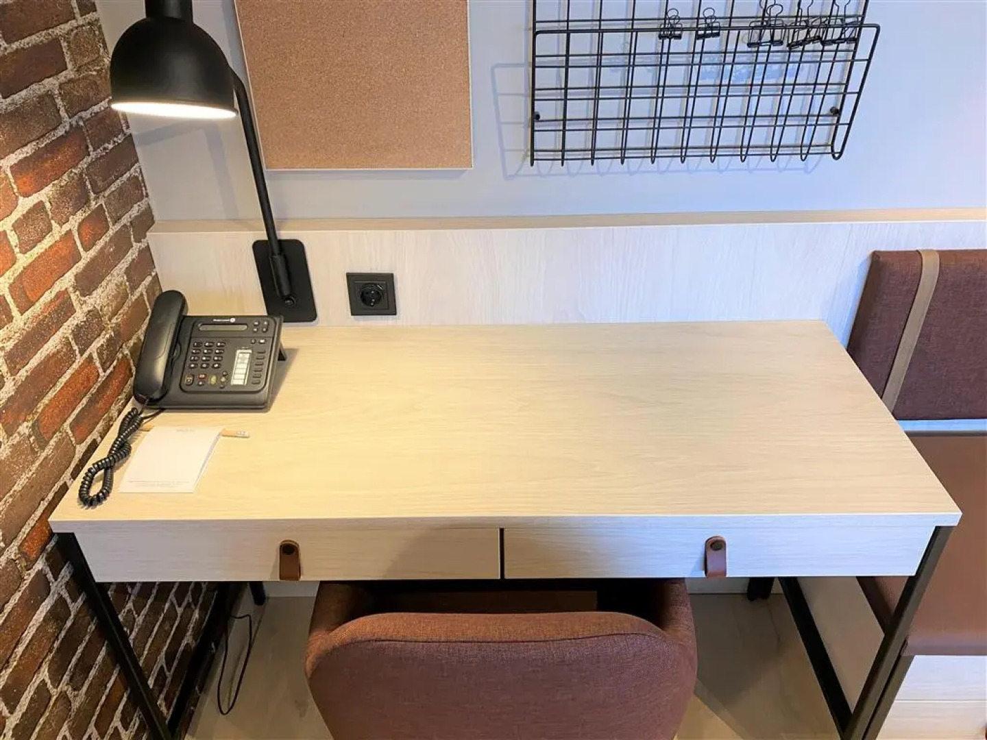 Skyline Airport Hotel