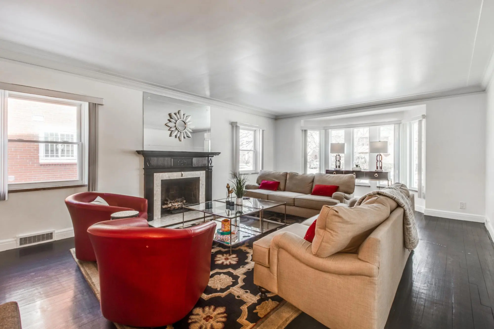 Spacious Luxury Home 5 min to Detroit Golf Club