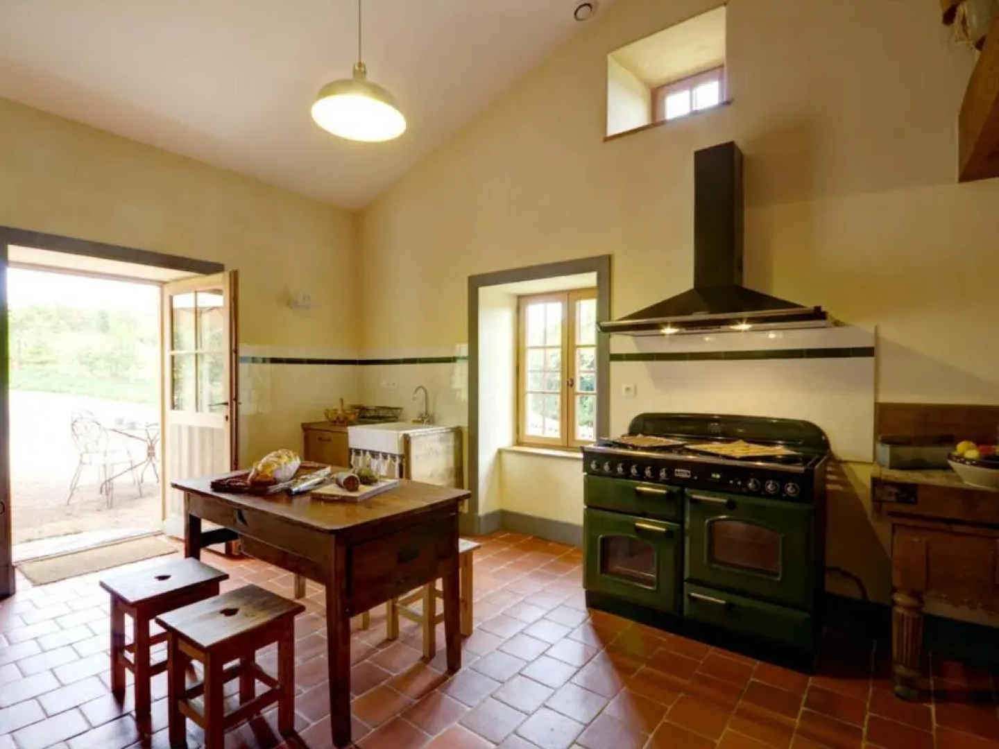 Gîte Saint-Just-la-Pendue, 5 pièces, 8 personnes - FR-1-496-50