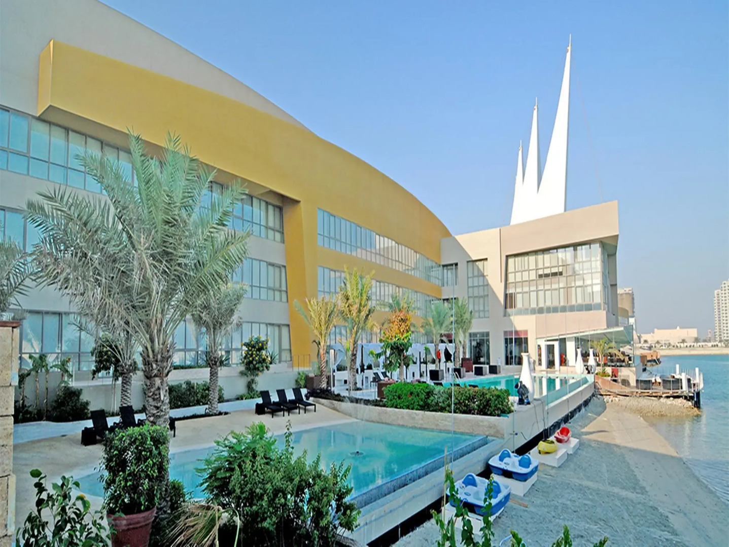 The Dragon Hotel & Resort & Sea Loft Chalets