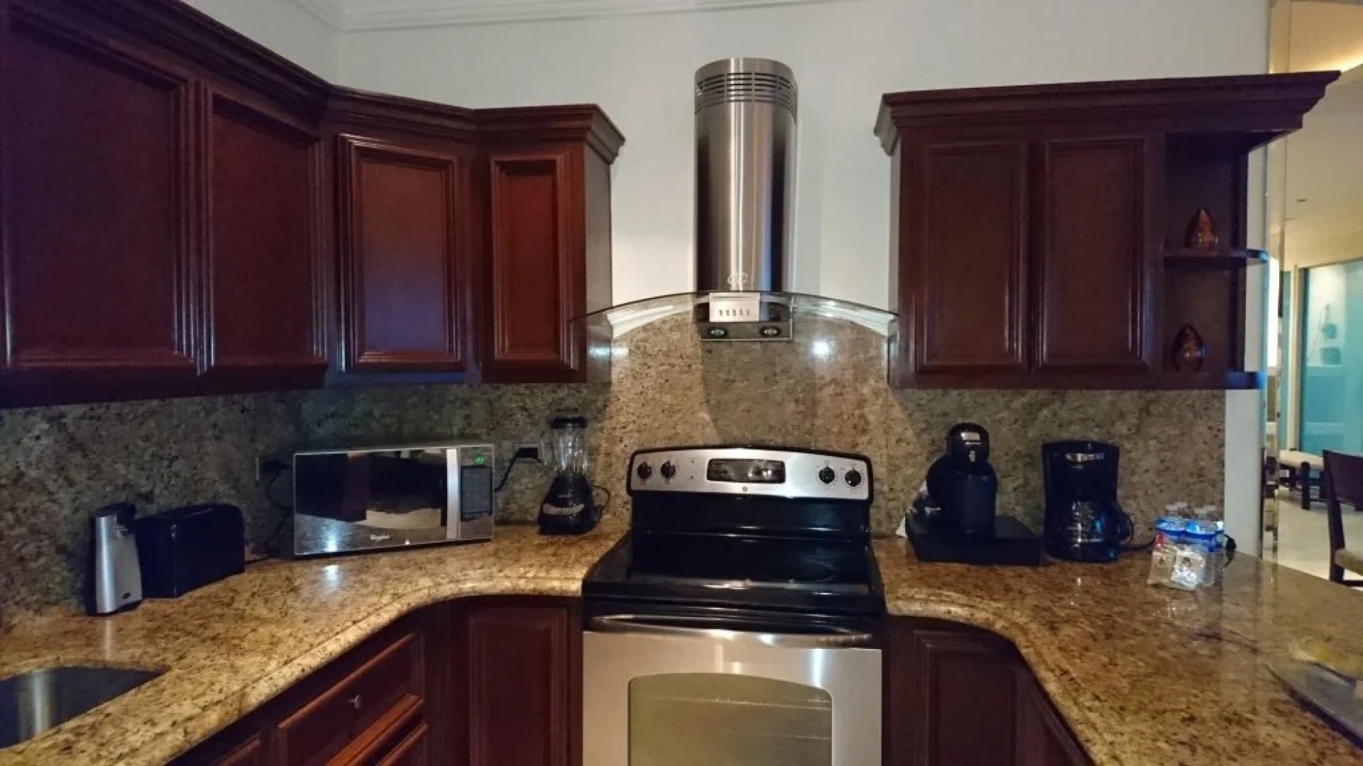 Las Olas Resort and Spa