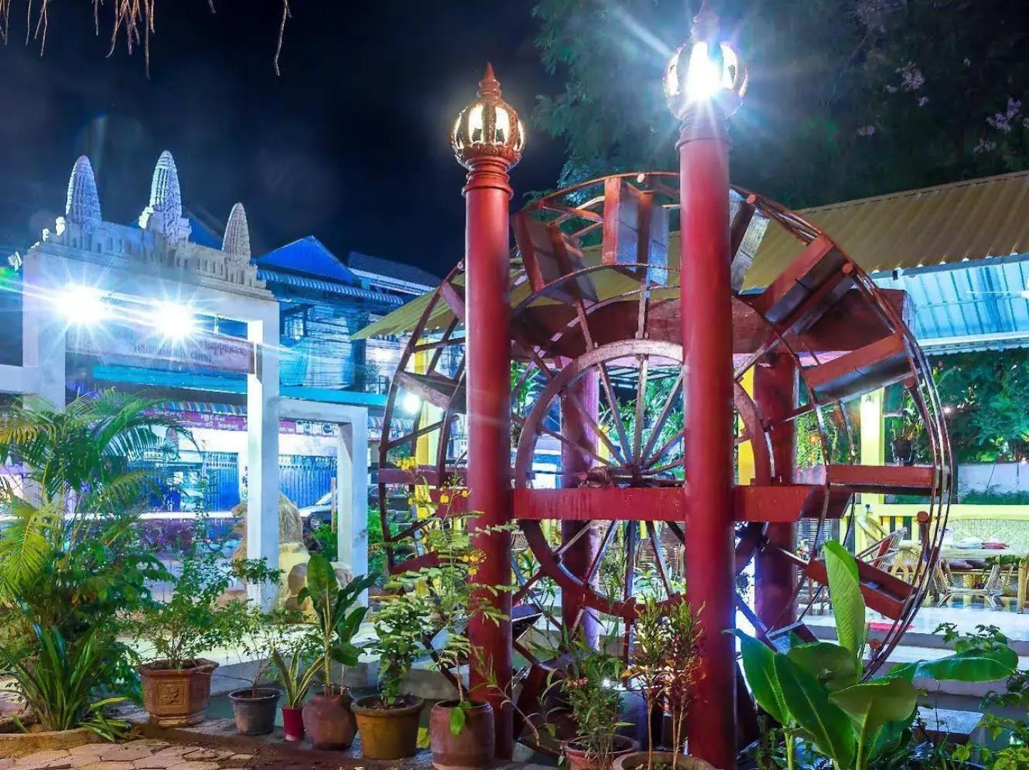 Blossoming Romduol Boutique - Hostel