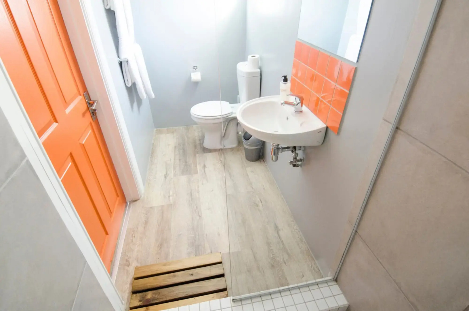 never at home Green Point