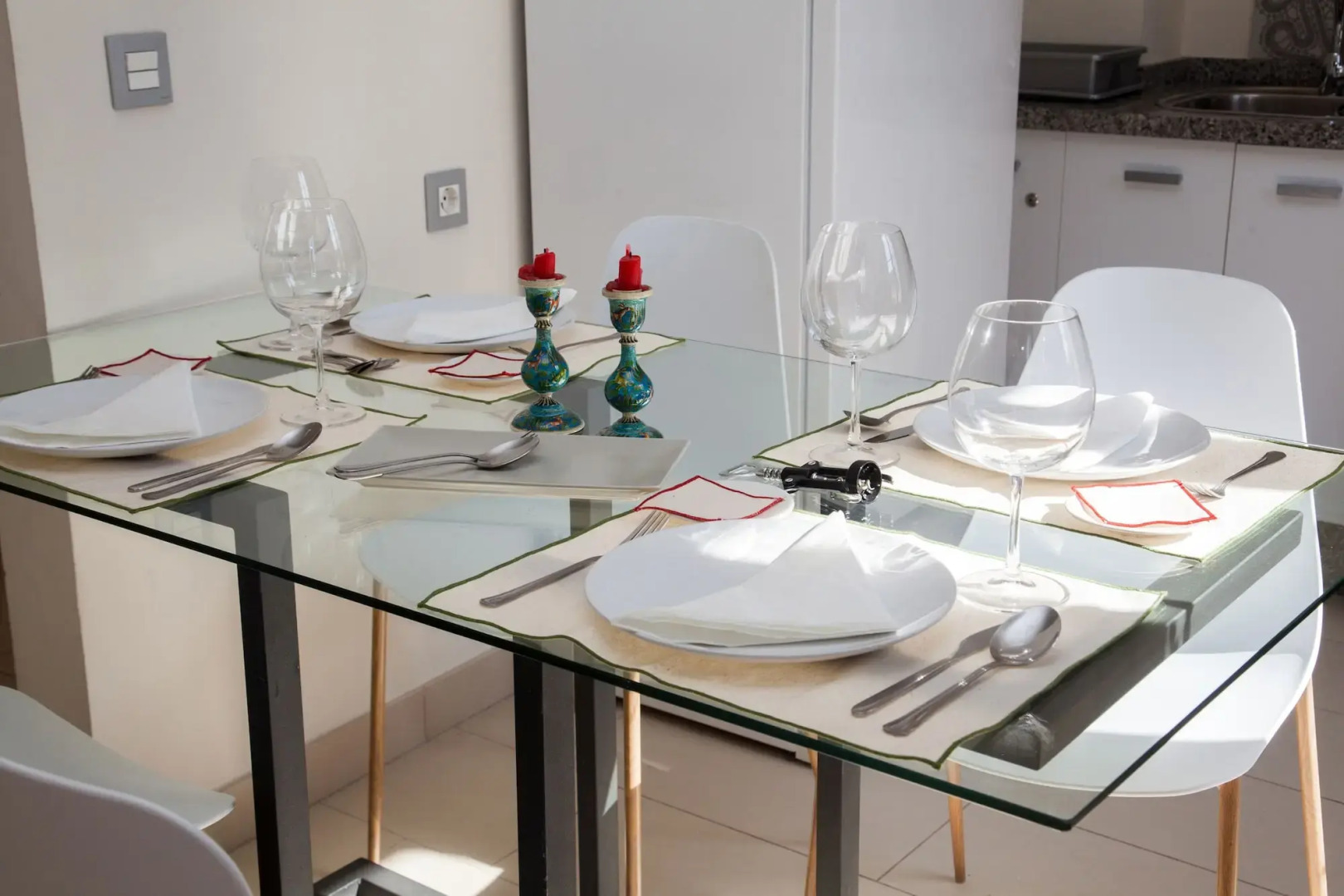 Guzman El Bueno Suites