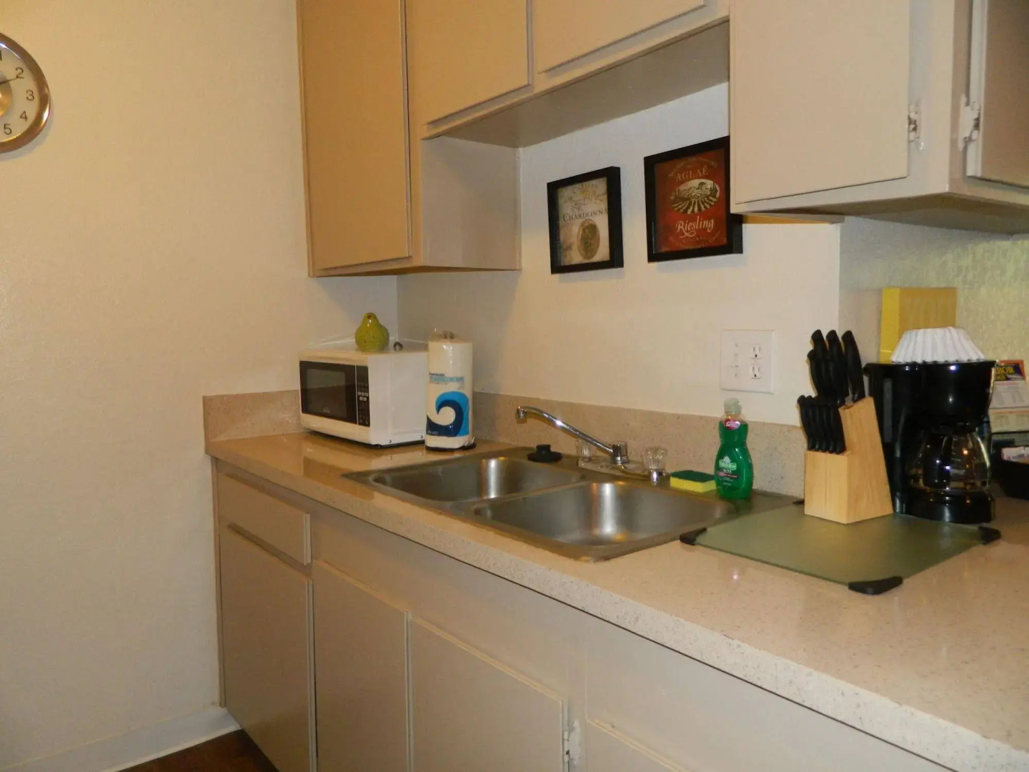 Sunshine Suites at Midway