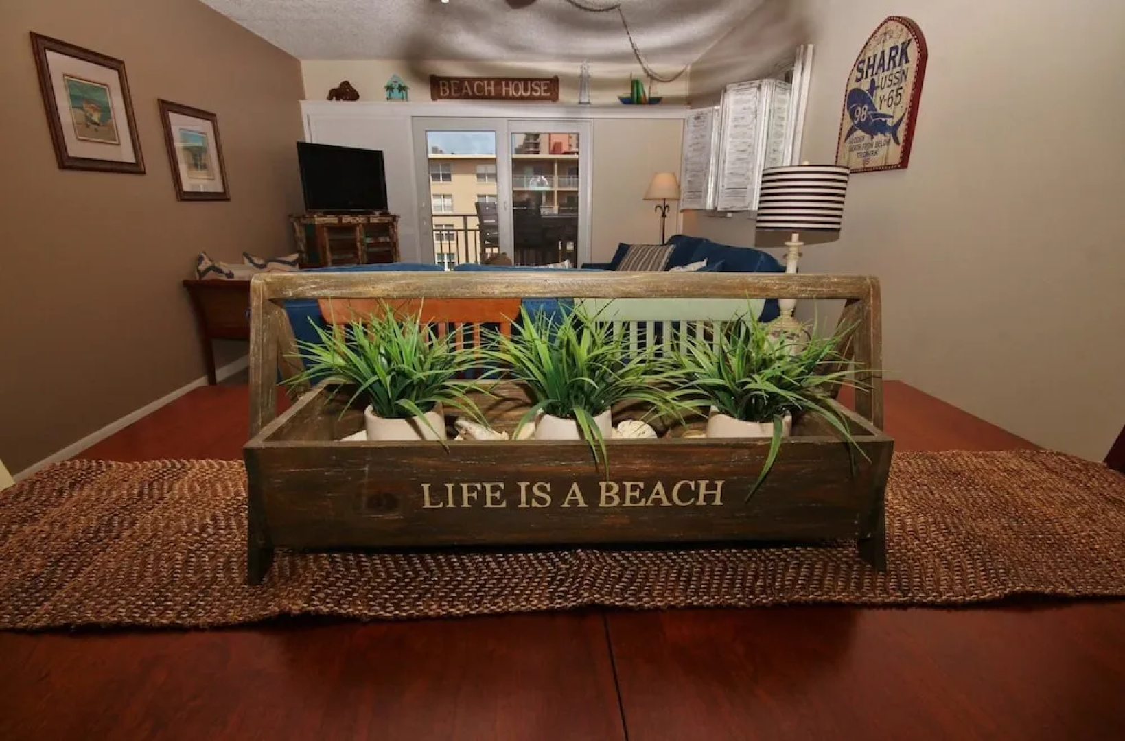 Sea Coast Gardens III 412