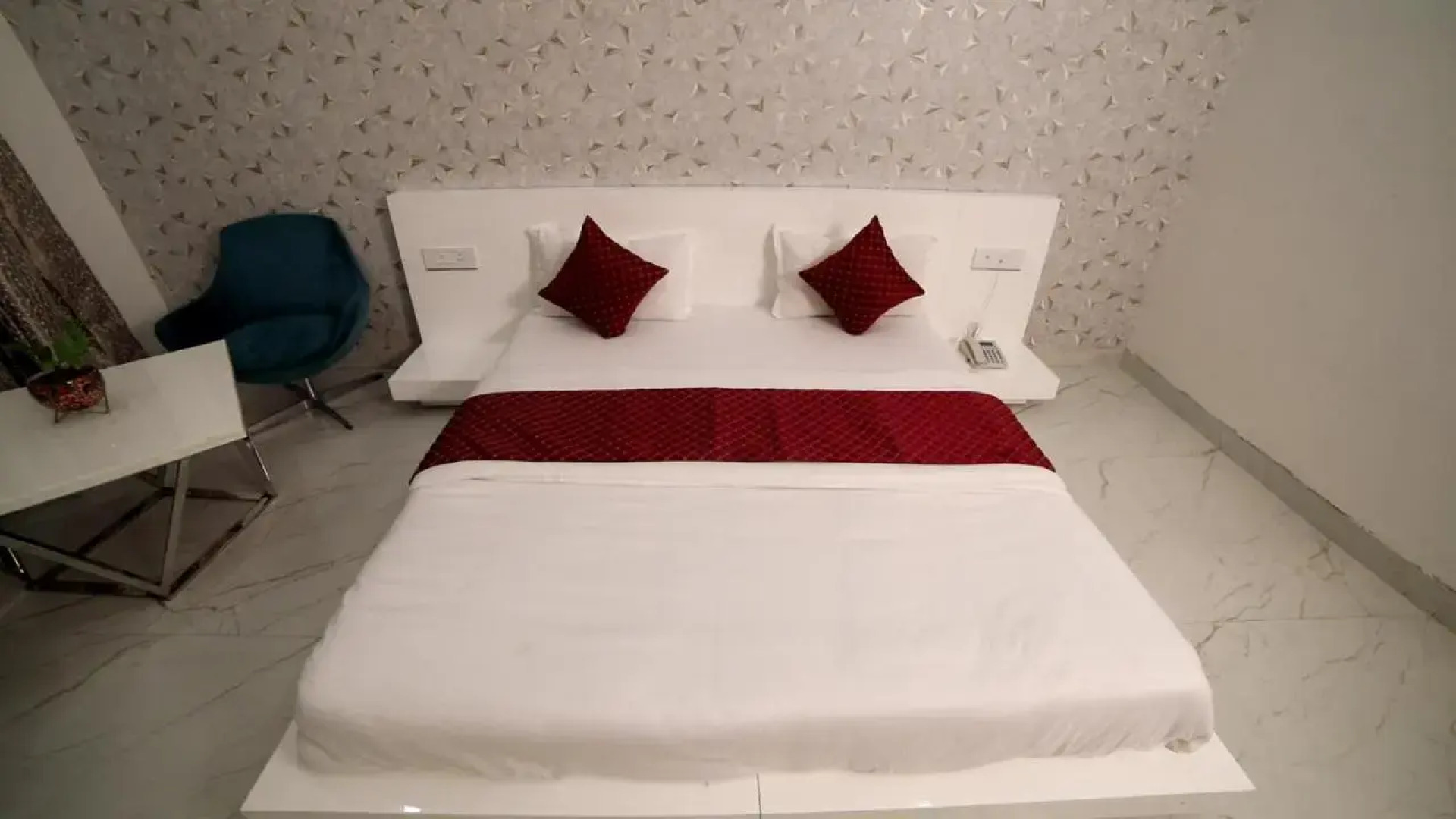 Raja Ji Hotel And Restaurant