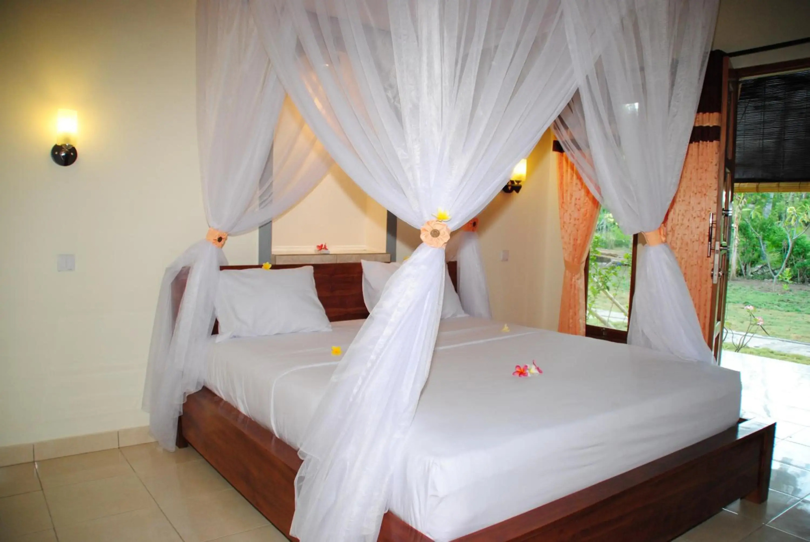 Tiara Homestay Pemuteran