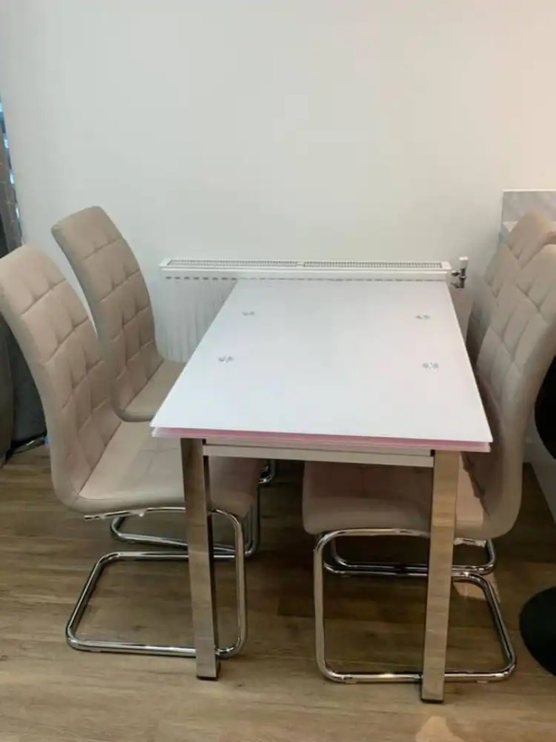 Inviting 2-bed Apartment in Grays