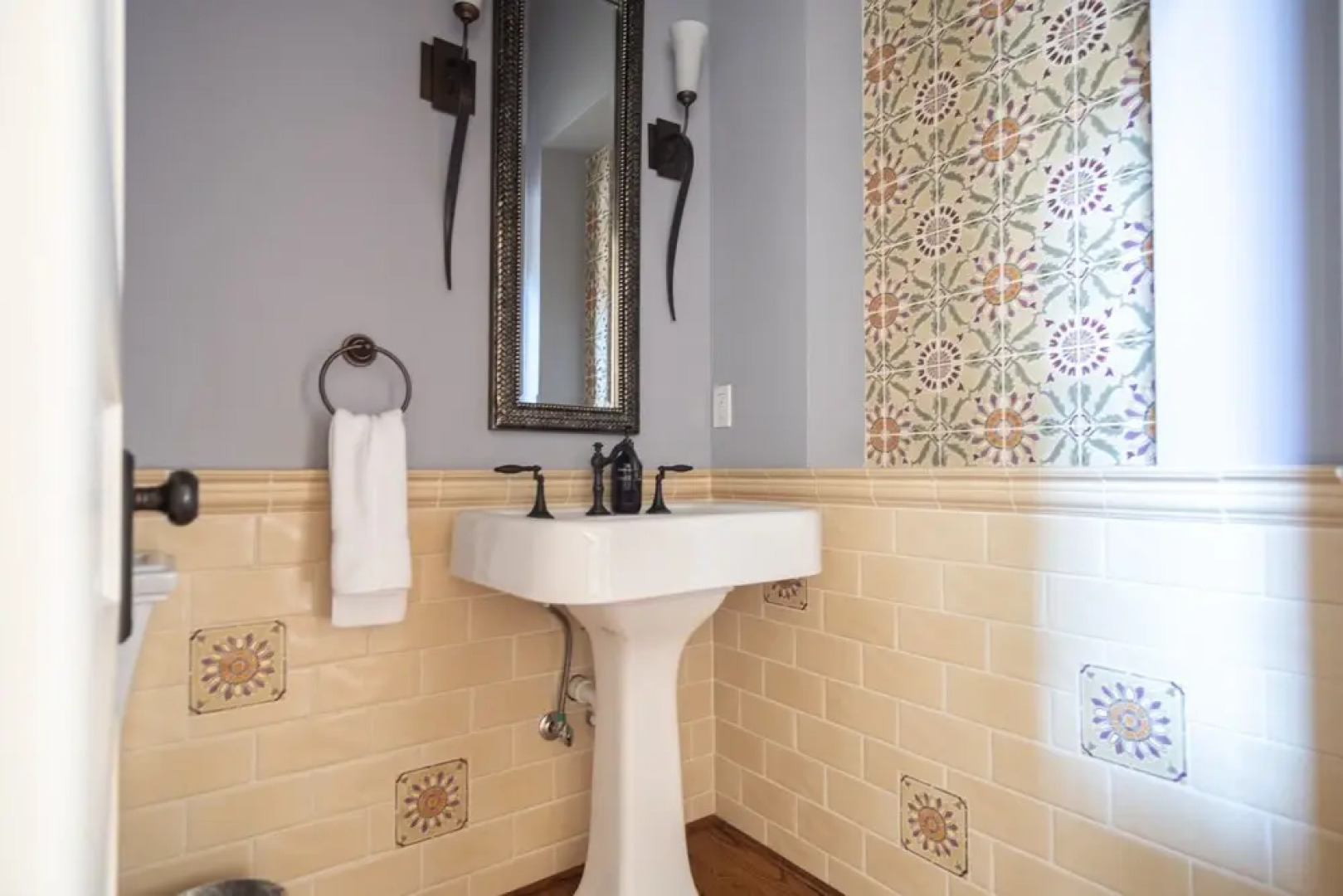 Granada by Avantstay - Secluded Estate w/ Vineyard Views & Pool