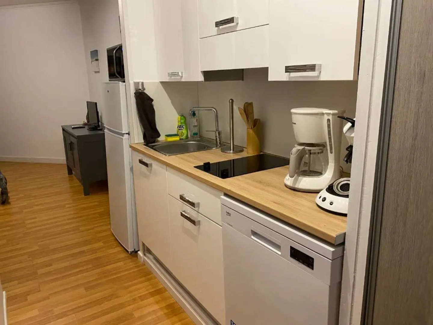 Residence Santa Lucia, studio avec piscine , vue mer et pied dans l'eau , Moriani-Plage