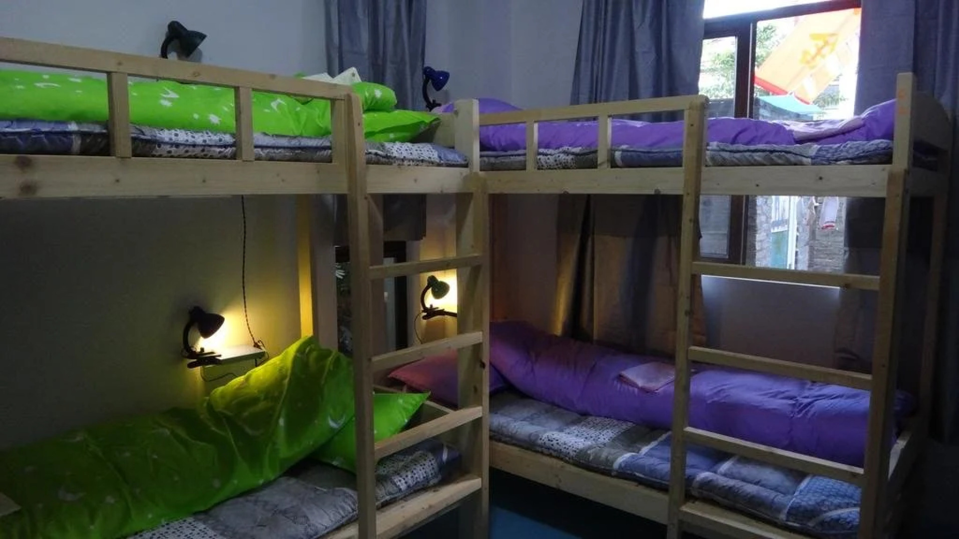 Lijiang Shuhe Caravan