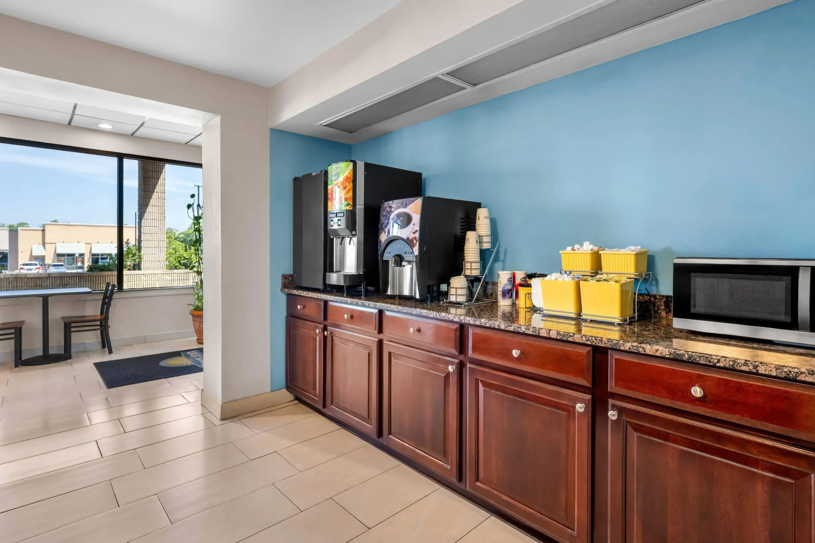 Days Inn by Wyndham Hoover Birmingham