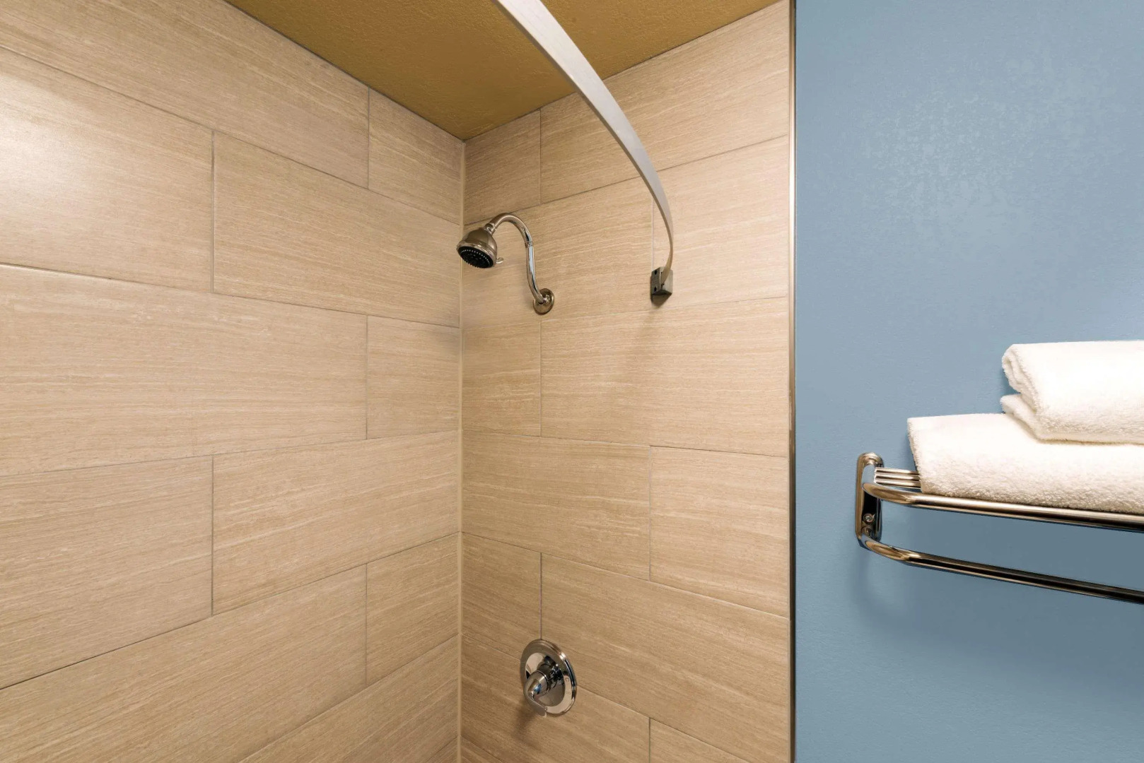 Ramada Louisville Downtown North