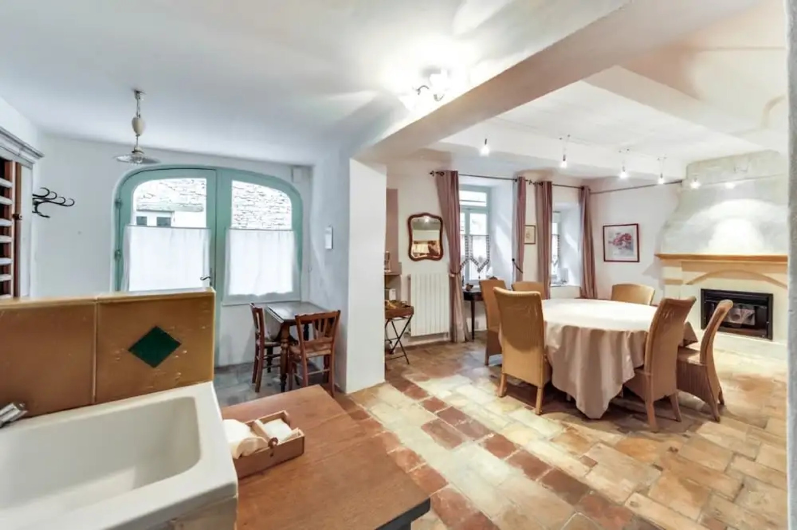 House With 3 Bedrooms in Saignon, With Wonderful Mountain View, Furnis