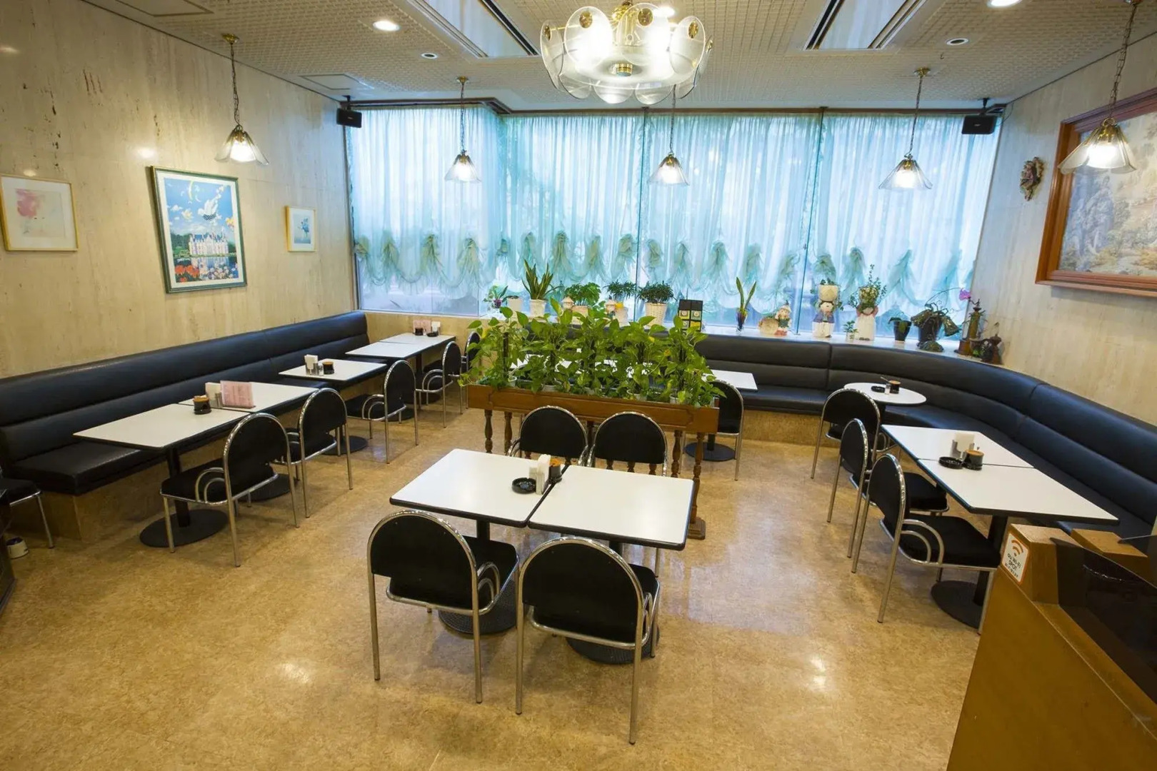 City Hotel Airport in Prince