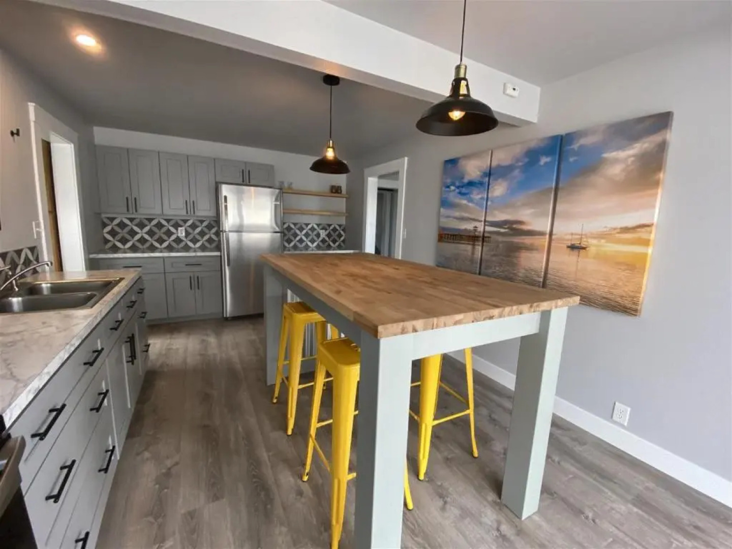 PA The Hidden Chicken