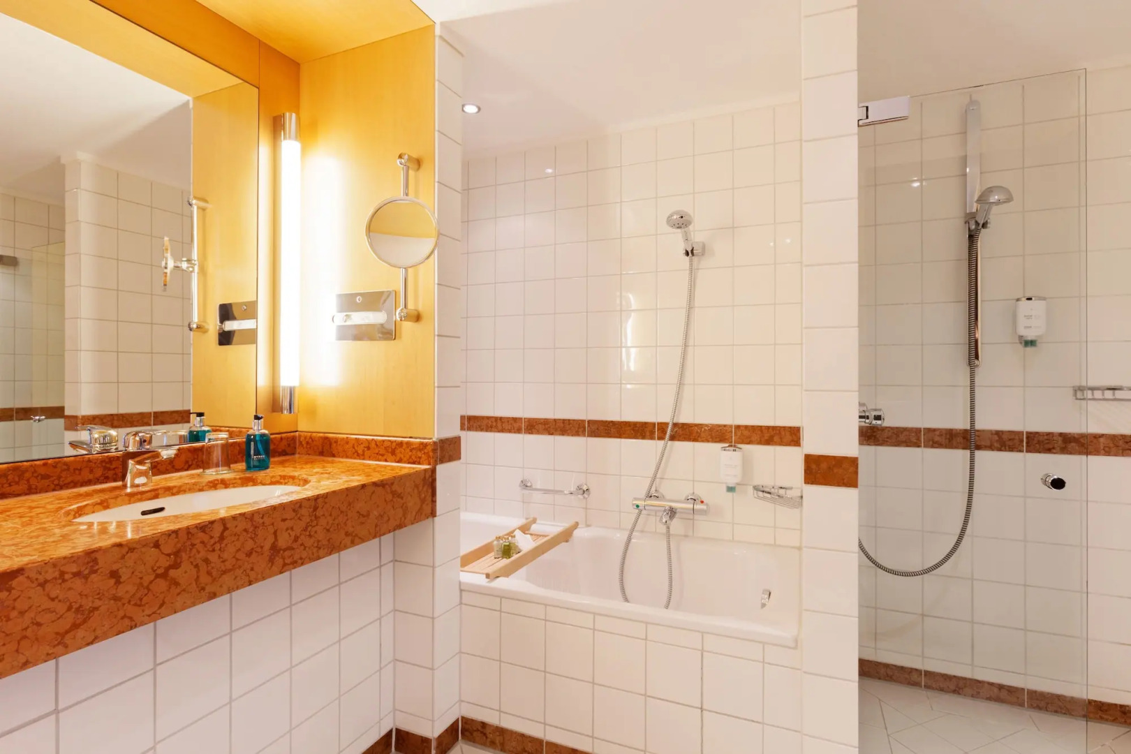 Steigenberger Hotel Remarque