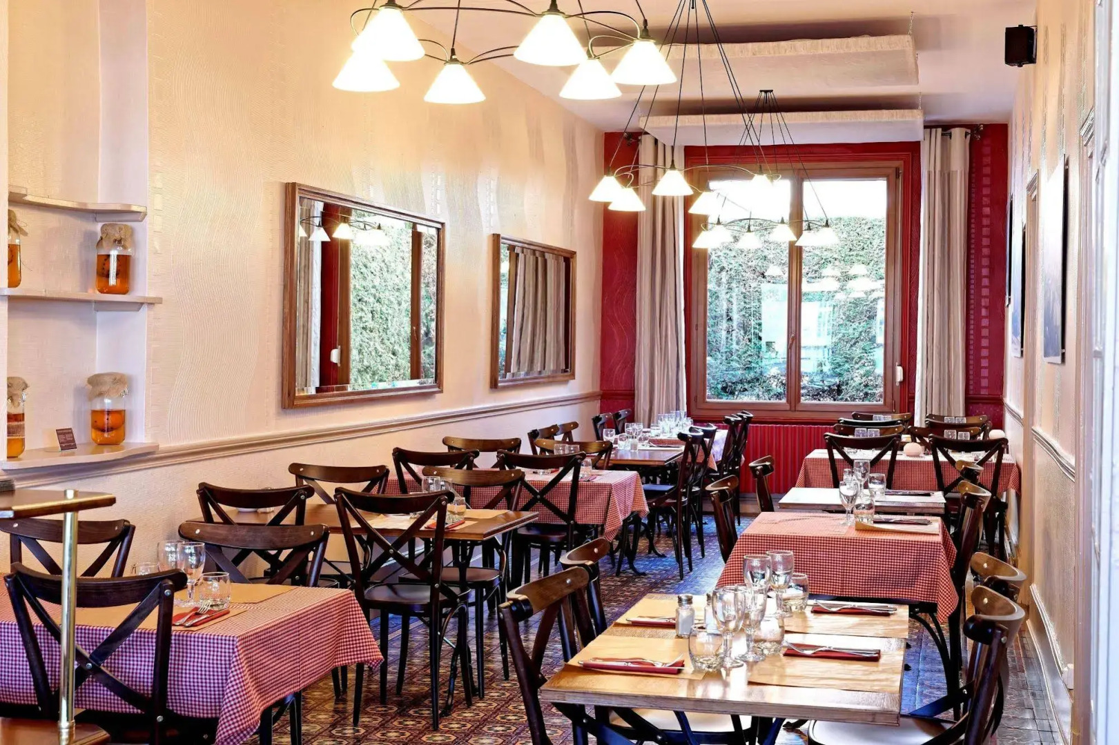 Logis Hôtel Du Commerce Et Touring