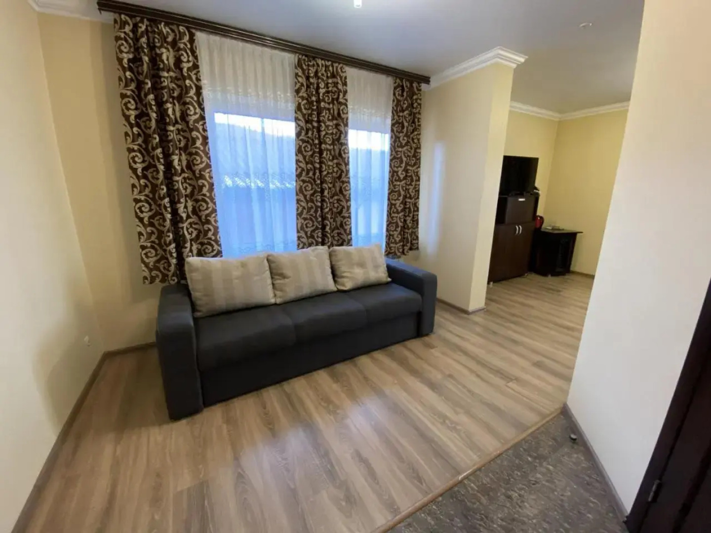 Sting Hotel & Event Palace