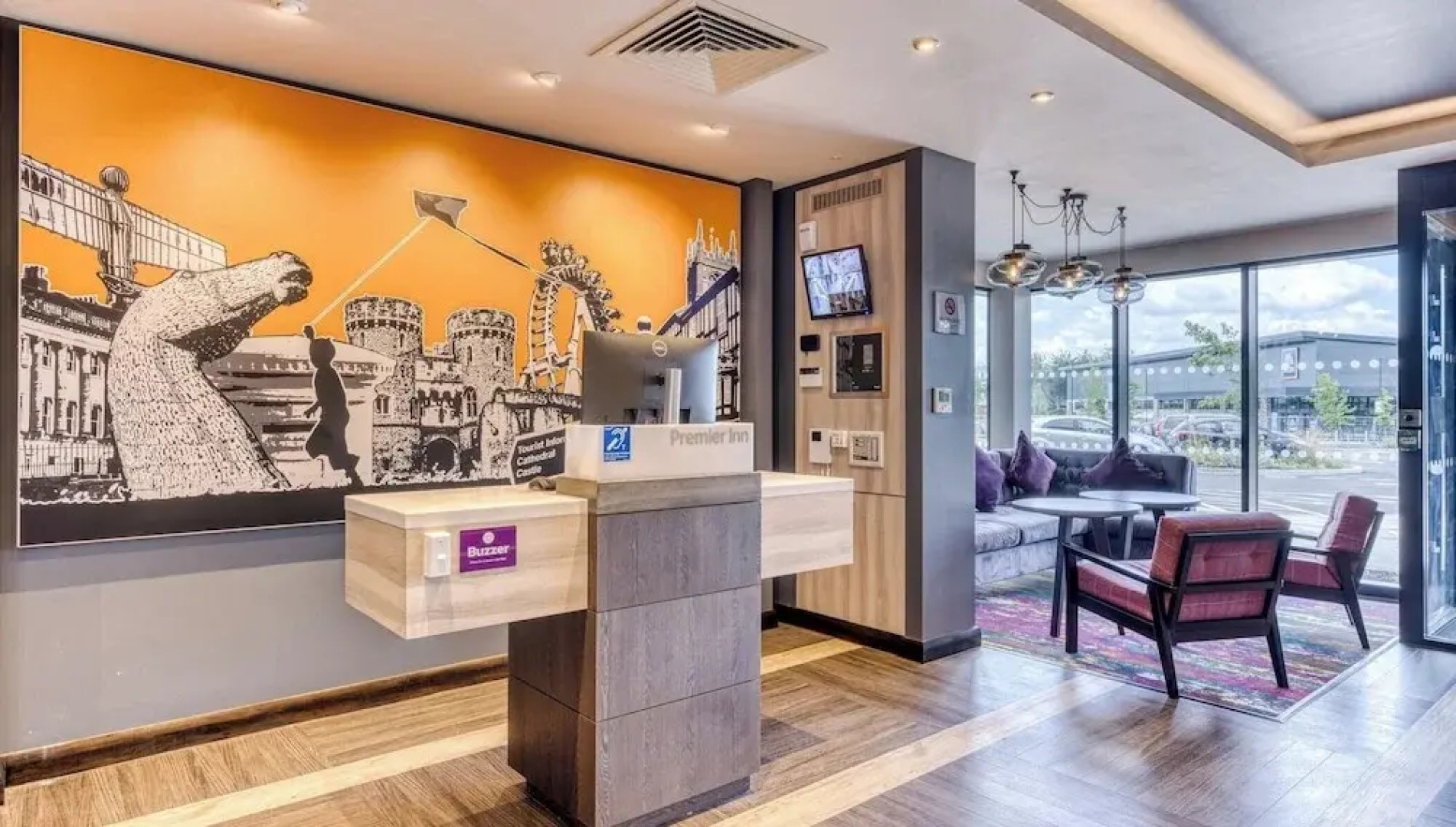 Premier Inn Bristol Parkway - M32