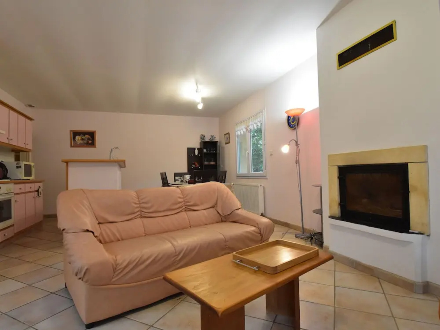 Modern Holiday Home in Belves with Swimming Pool