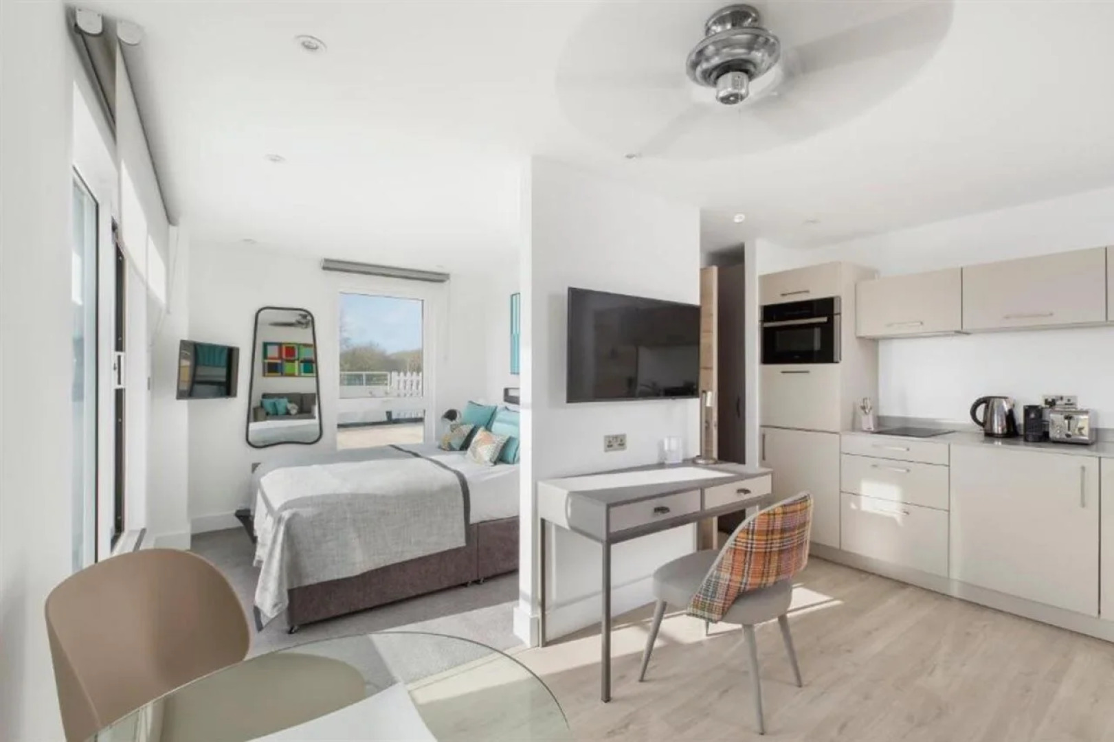 Q Square by Supercity Aparthotels