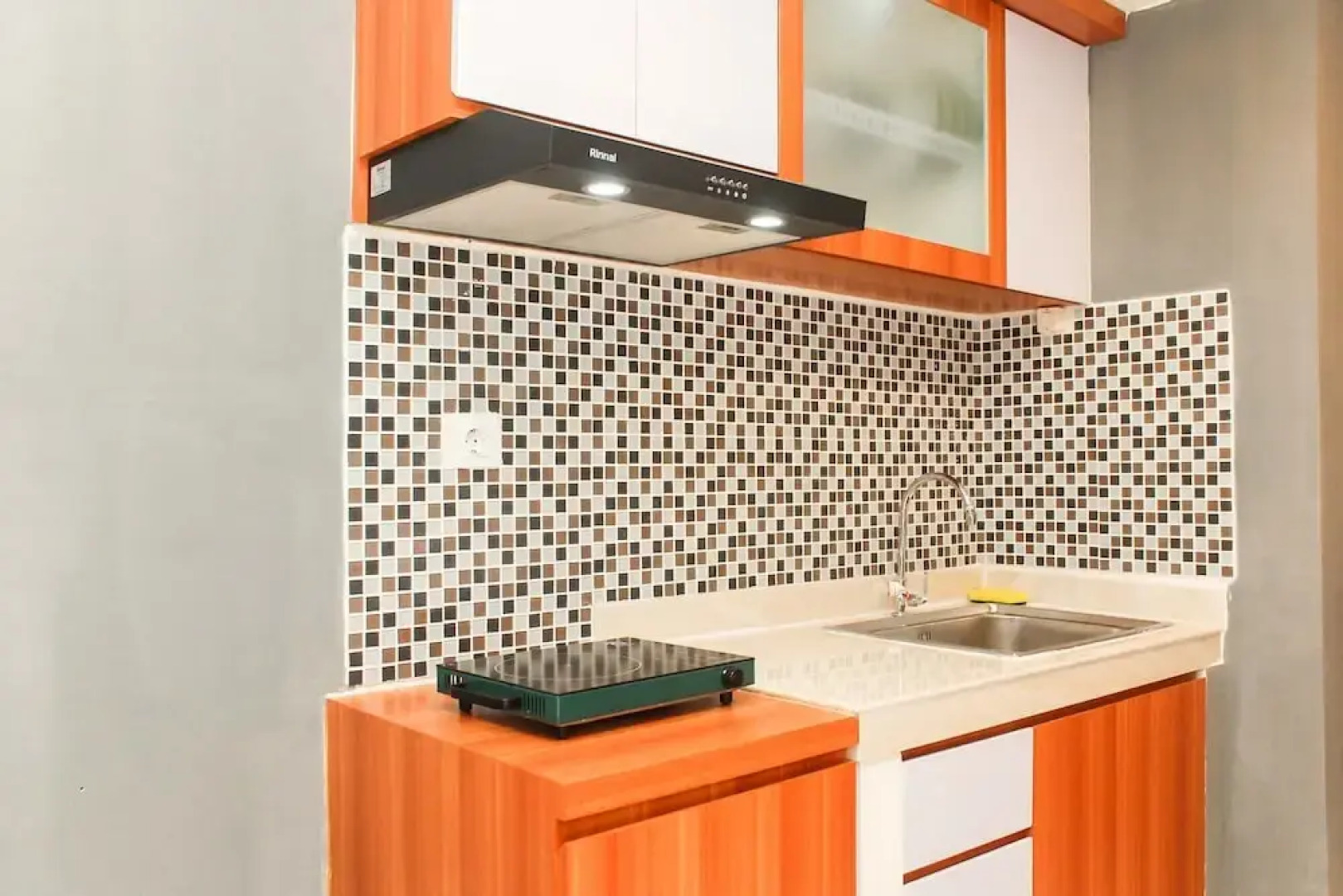 Comfortable and High Floor 2BR at Meikarta Apartment