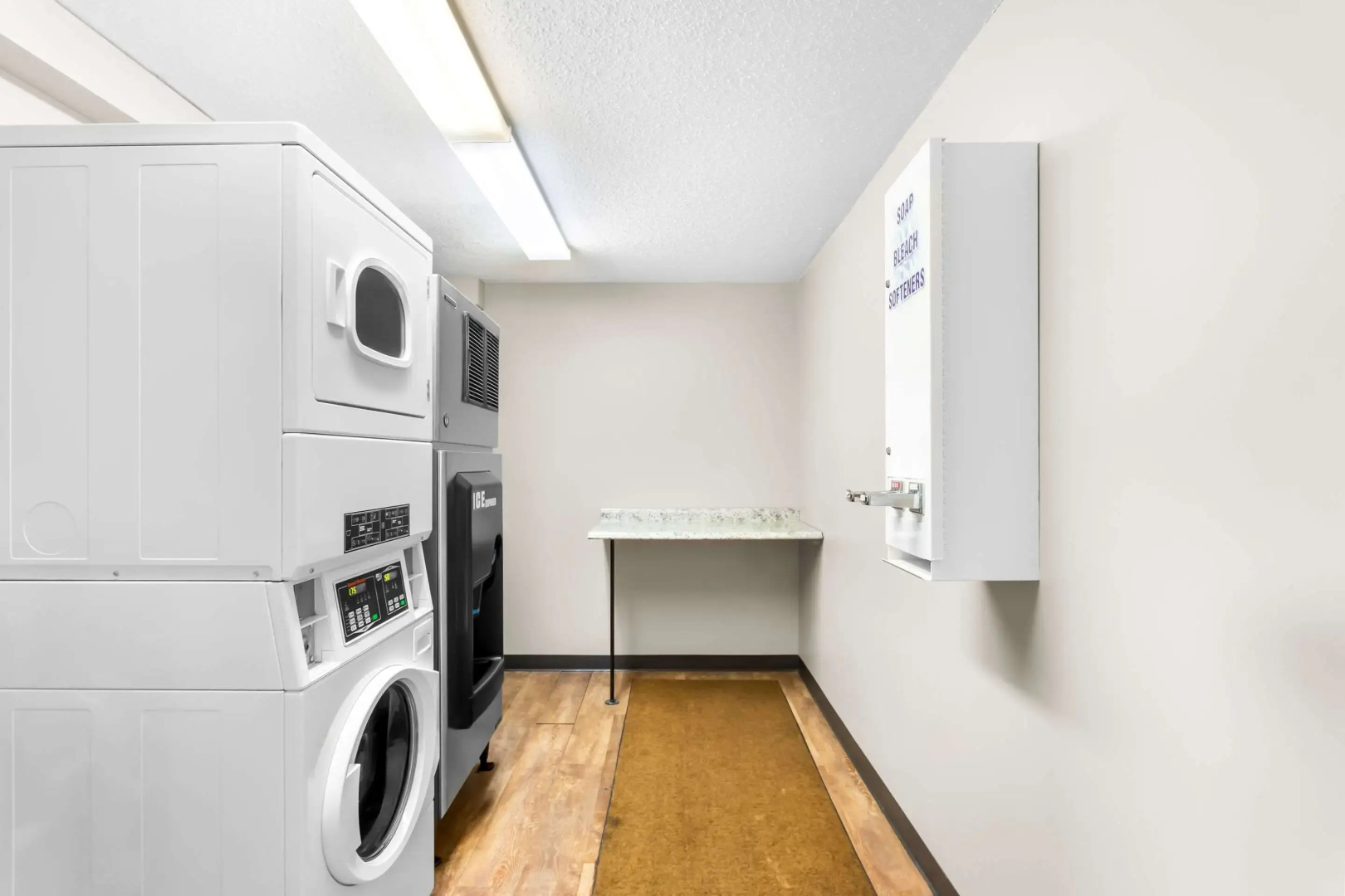 Rodeway Inn Gorham Riverside