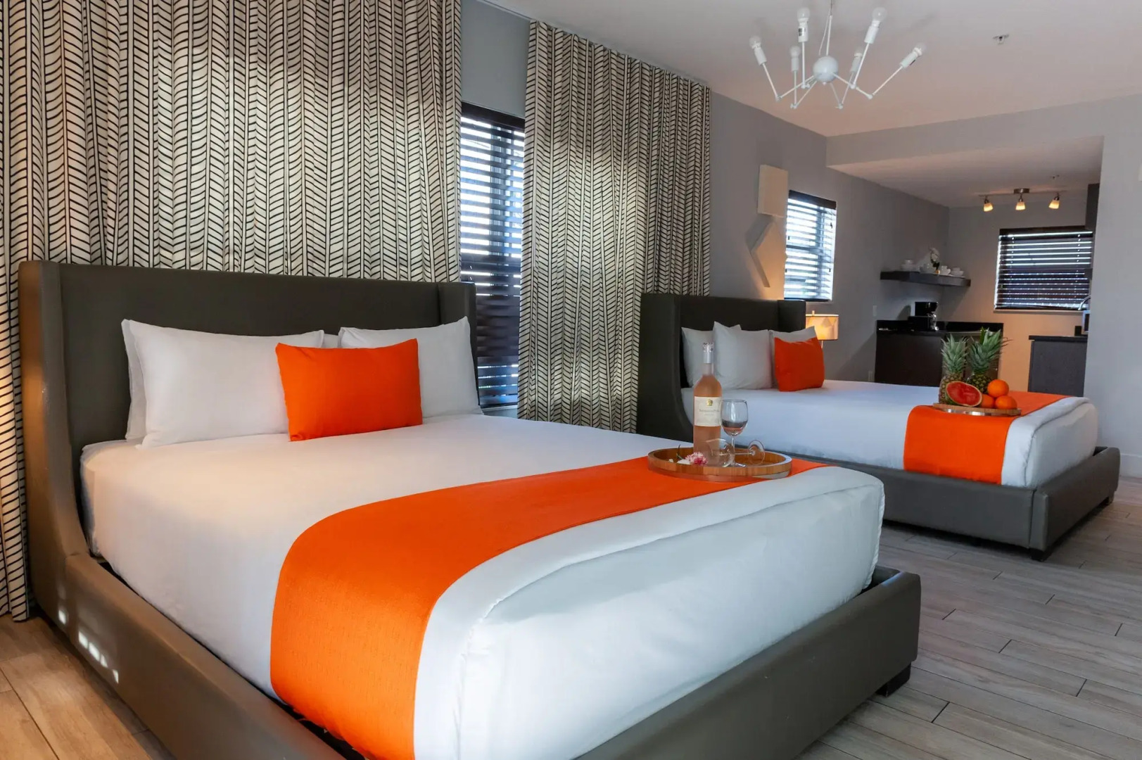 Seaside All Suites Hotel