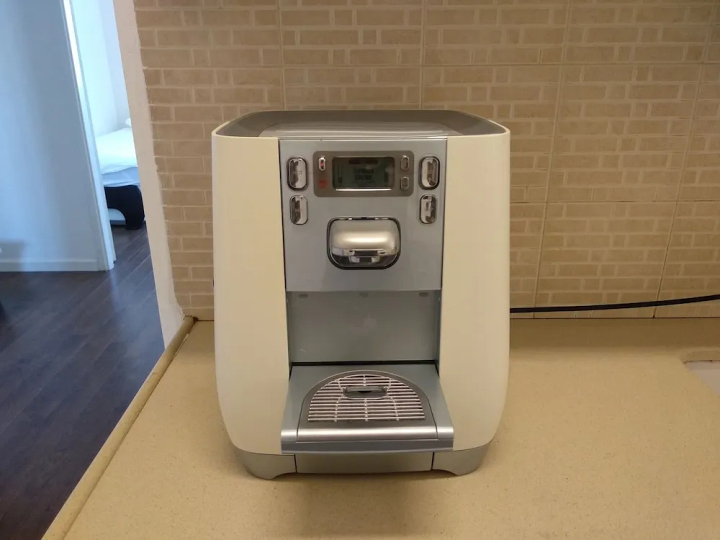 Rothschild Luxury Apartment Beautiful View Haifa Israel