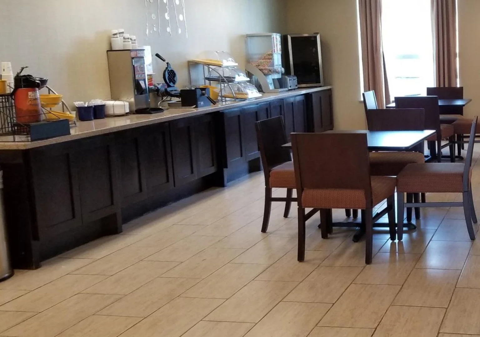 Cotulla Express Inn