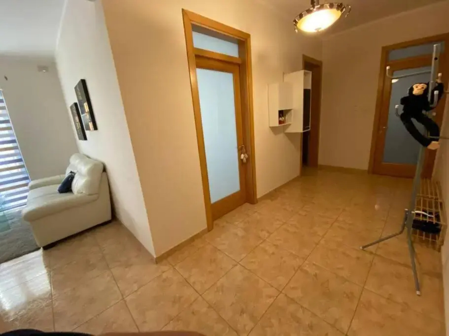 May Flower: Modern Flat close to Airport/Bus Stops