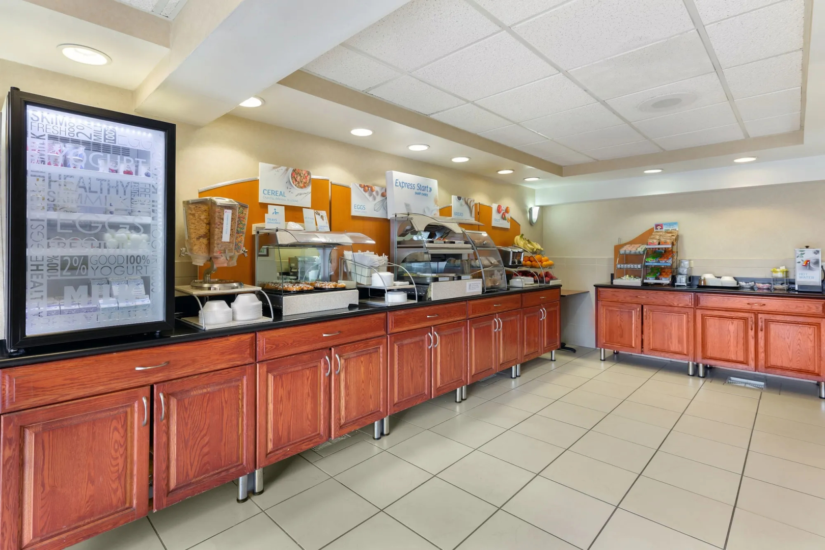Holiday Inn Express Chicago-Downers Grove by IHG