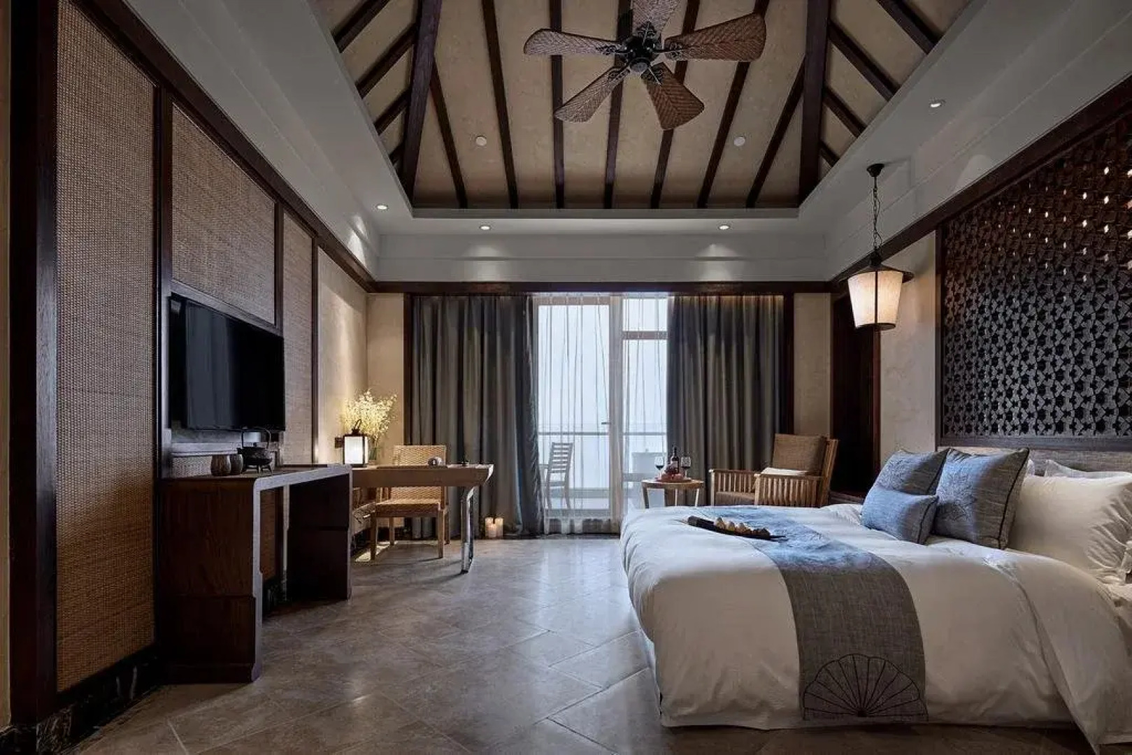 Lotus Hot Spring Hotel