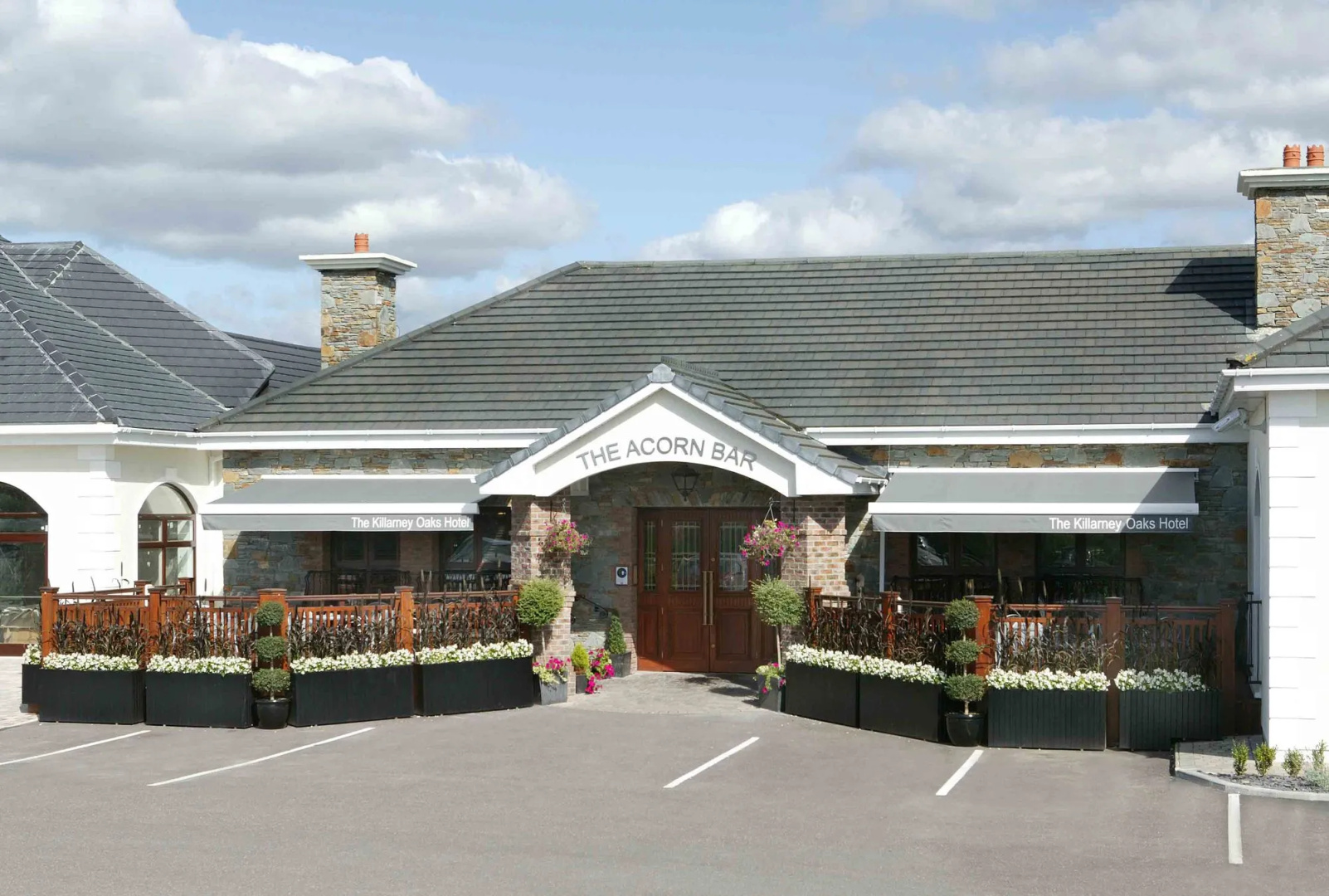 Killarney Oaks Hotel