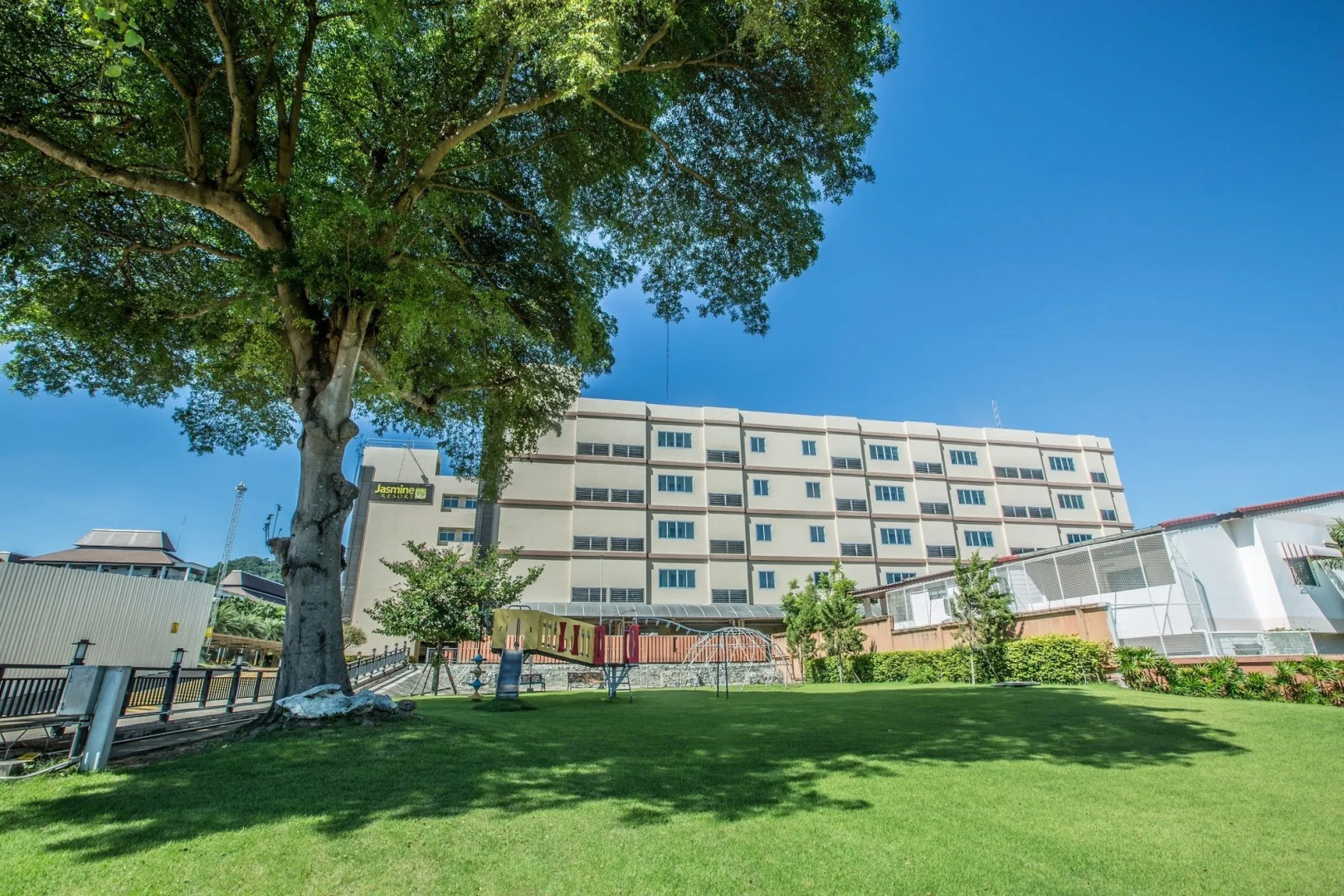 Jasmine Resort Sriracha