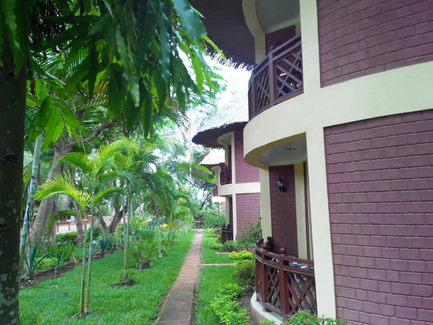 Sunrise Beach Resort