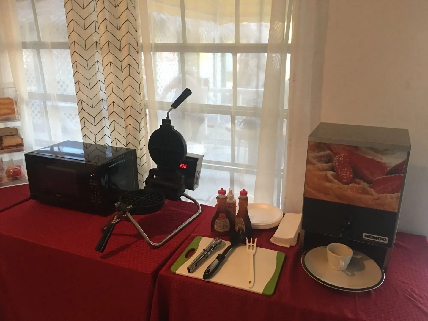 Coral Harbour Beach House And Villas