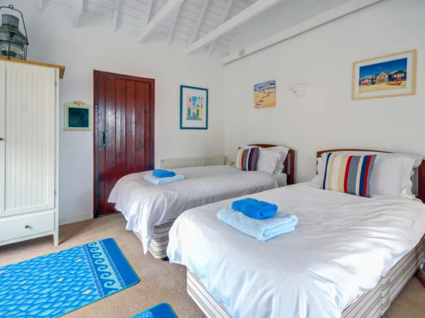 Holiday Home Cock Rock