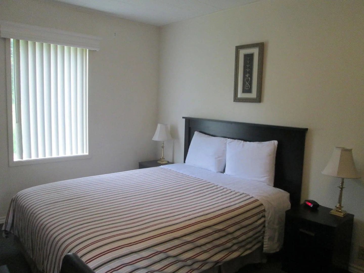 Edgewater Motel & Campground