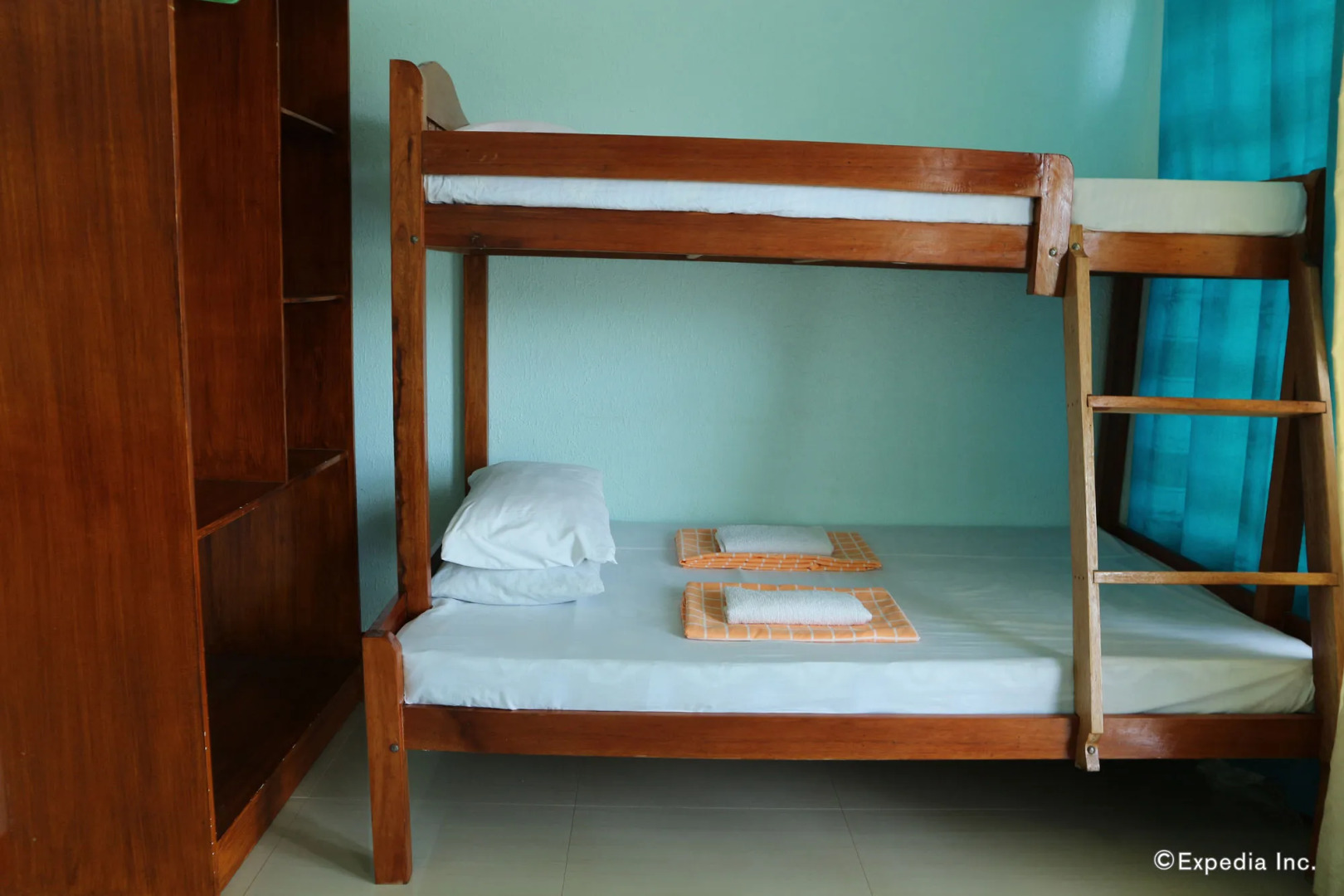 Westville Tourist Inn