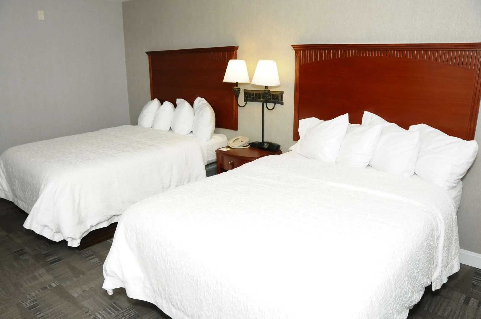 Hampton Inn & Suites Redding