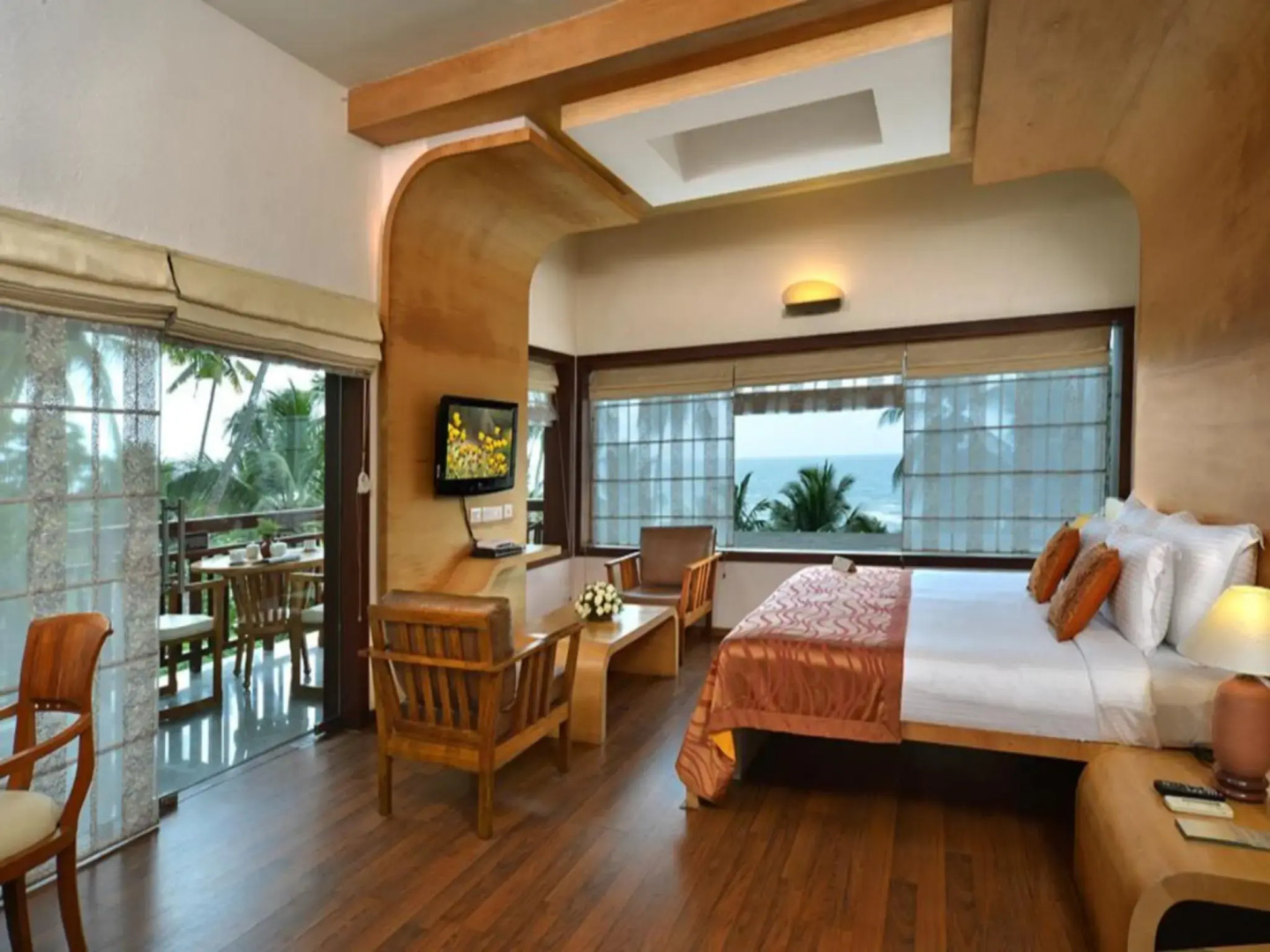 Gokulam Grand Turtle On The Beach