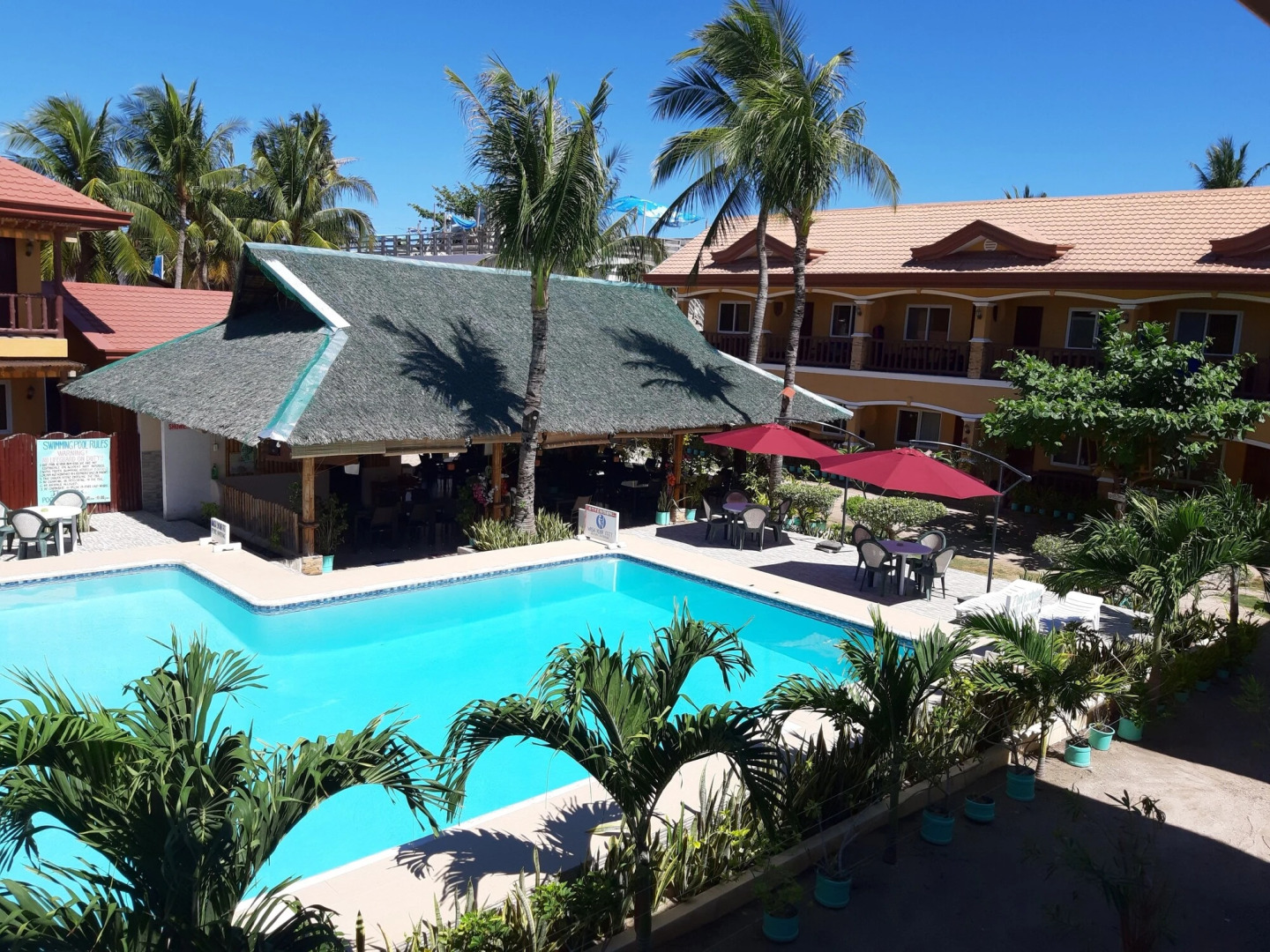 Slam's Garden Dive Resort