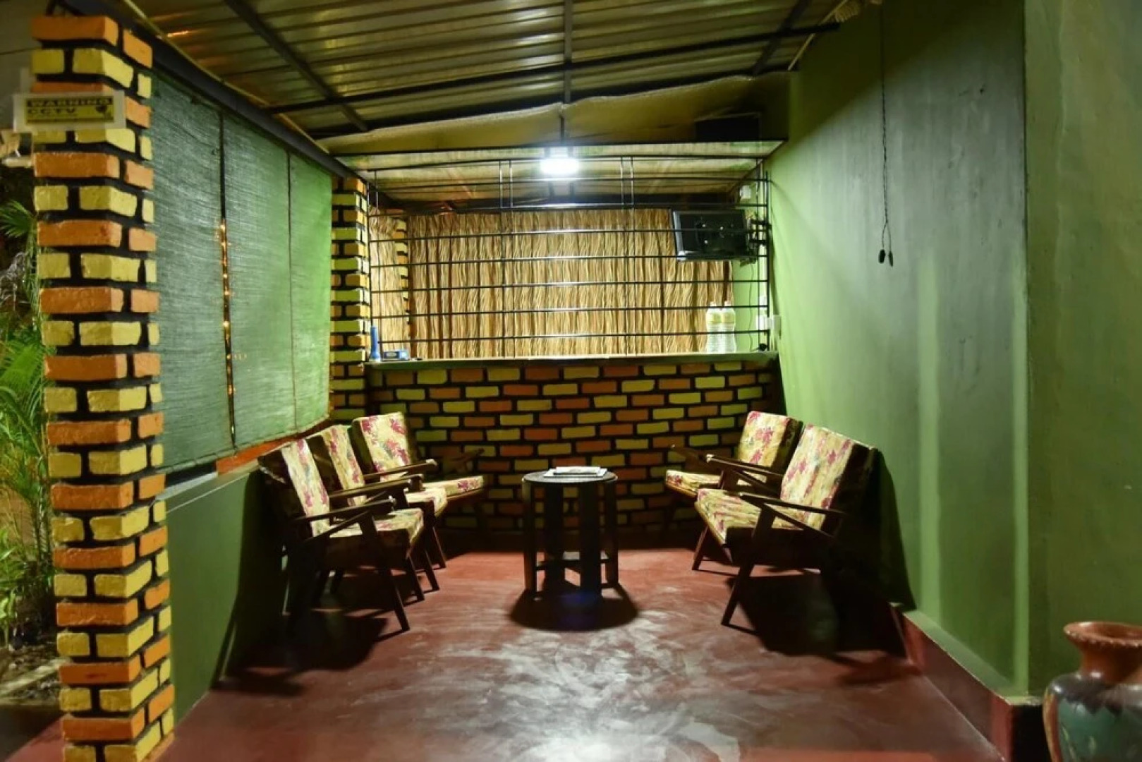 Naval Beach Rest Inn