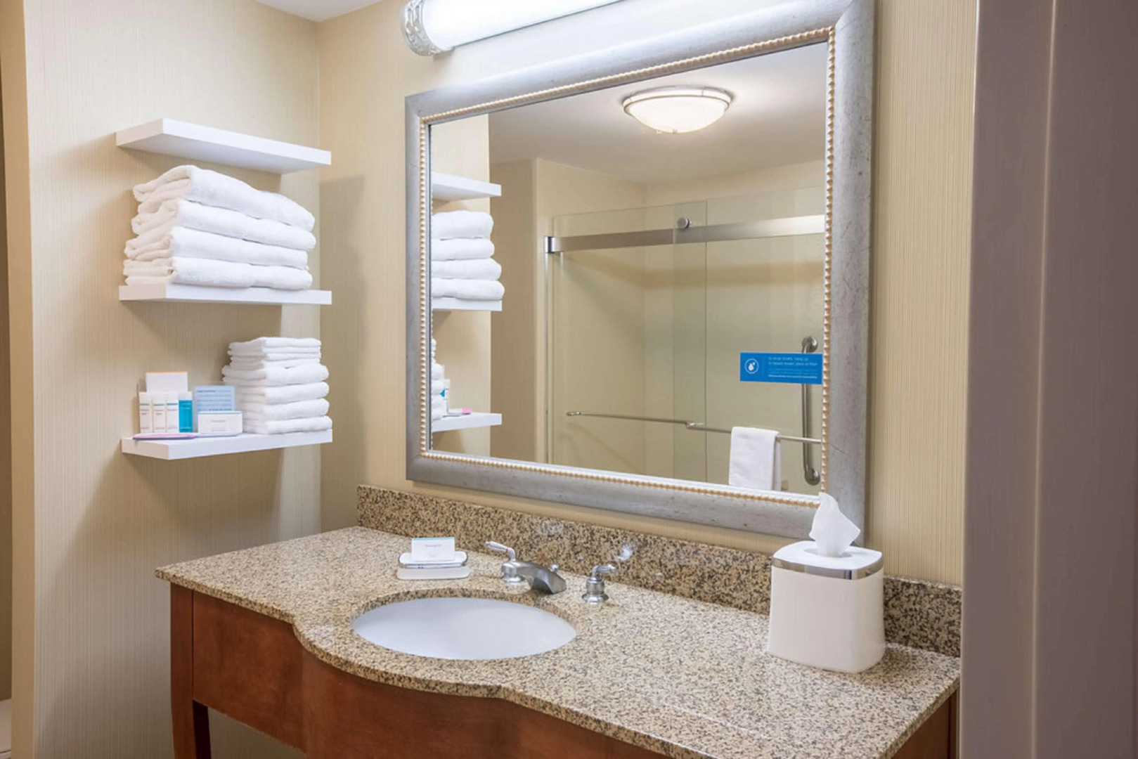 Hampton Inn & Suites Tilton