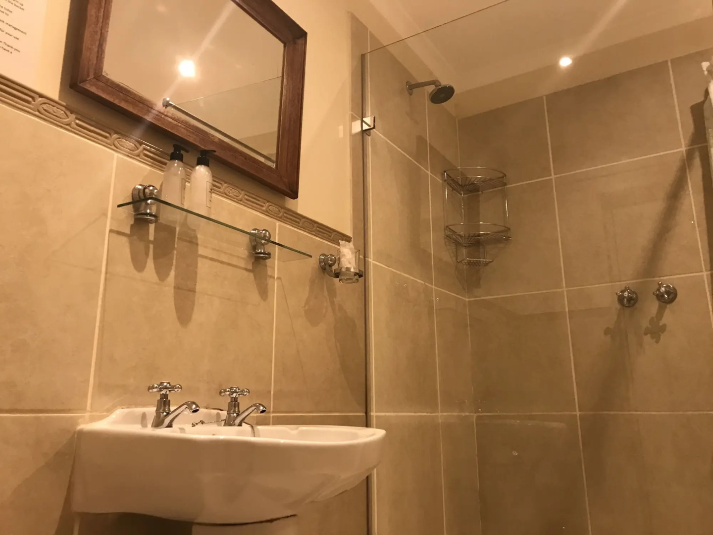 Sundown Manor Guest House